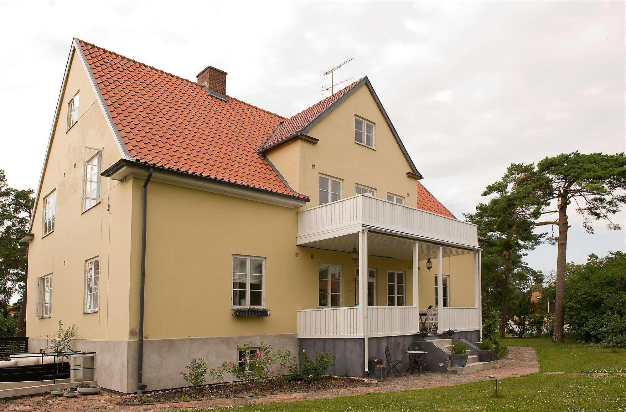 Our House Bed & Breakfast Ystad Exterior photo